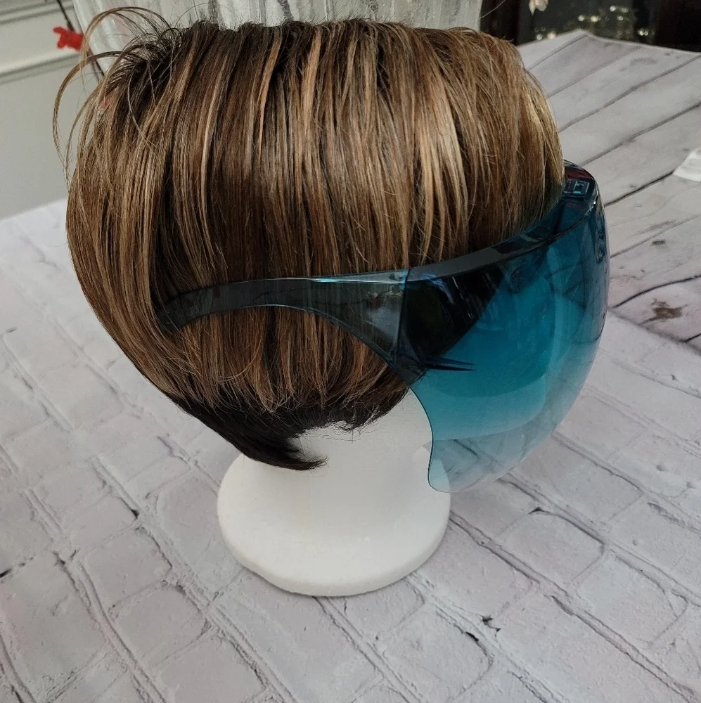 Face mask/shield tinted Blue‎ Ombre